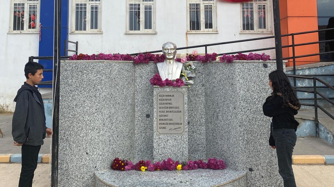 Ulu Önderimizi Aramızdan Ayrılışının 86. Yılında Sevgi, Saygı ve Özlemle Anıyoruz...